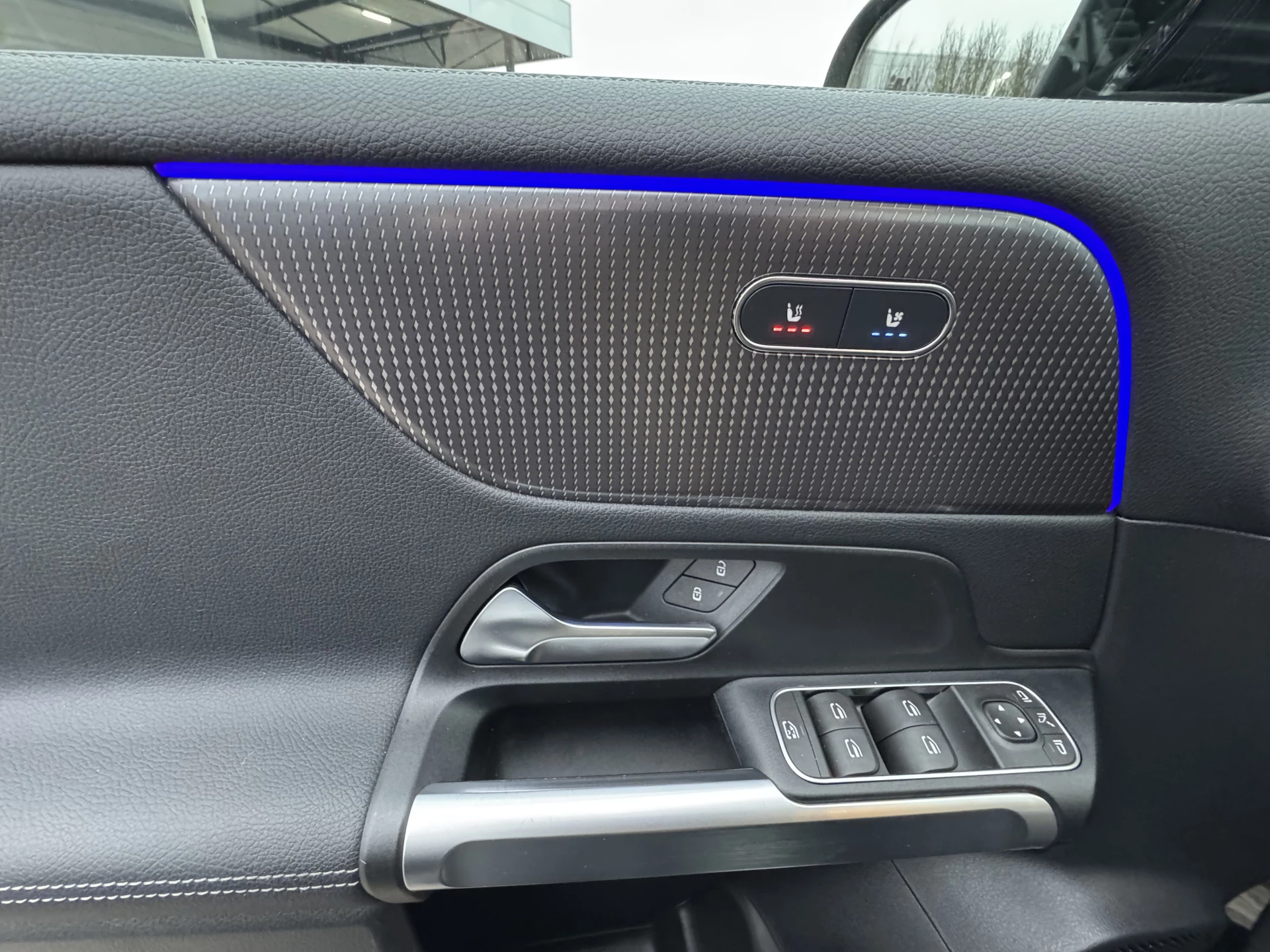 Hoofdafbeelding Mercedes-Benz EQB