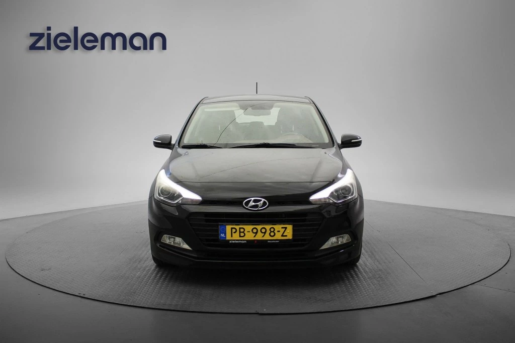 Hoofdafbeelding Hyundai i20