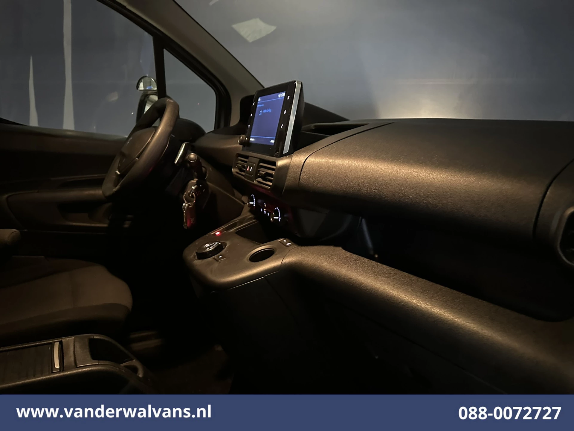 Hoofdafbeelding Peugeot Partner