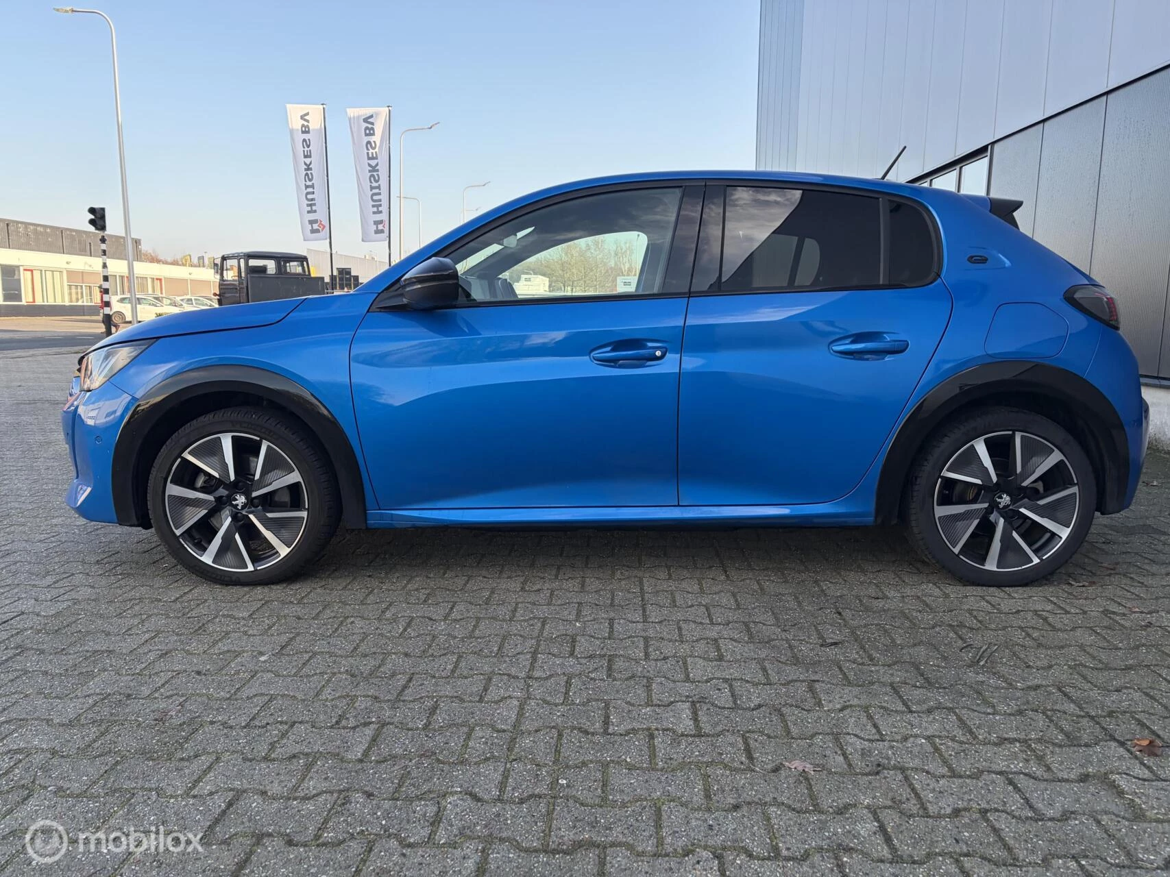 Hoofdafbeelding Peugeot e-208