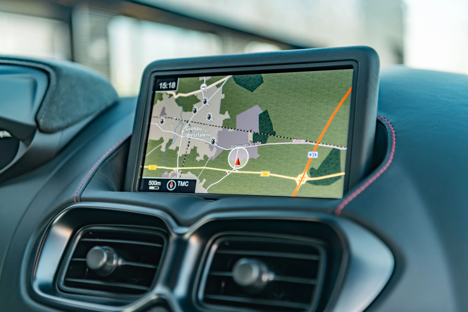 Hoofdafbeelding Aston Martin V8 Vantage