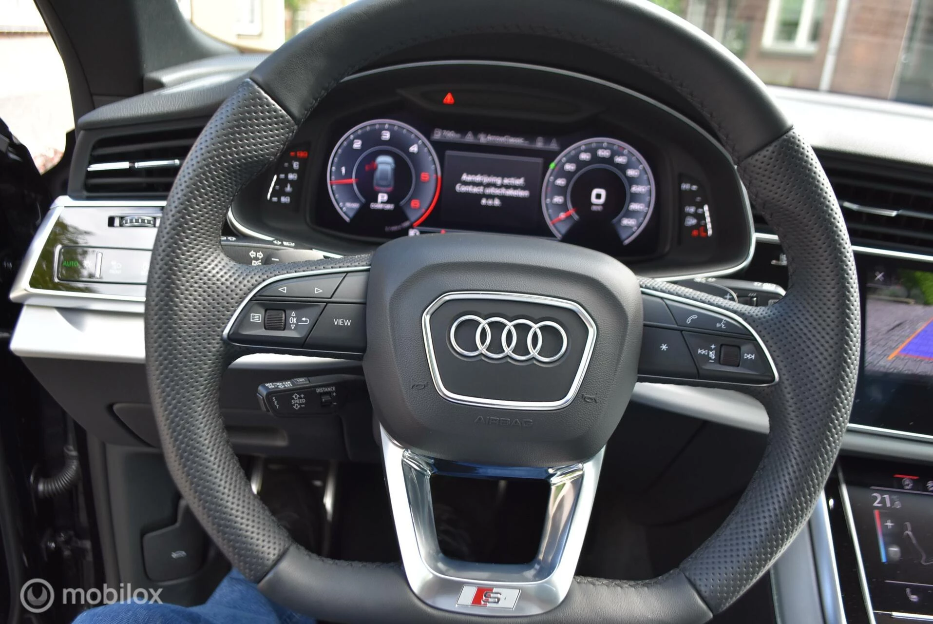 Hoofdafbeelding Audi Q8