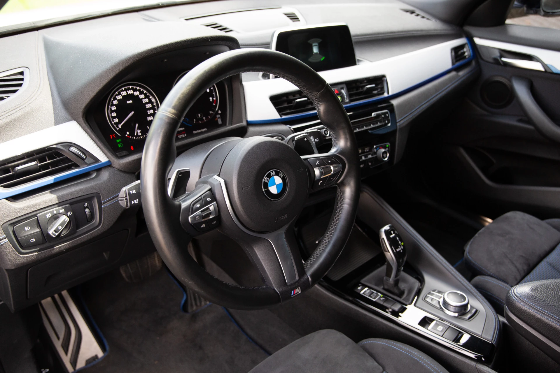 Hoofdafbeelding BMW X2