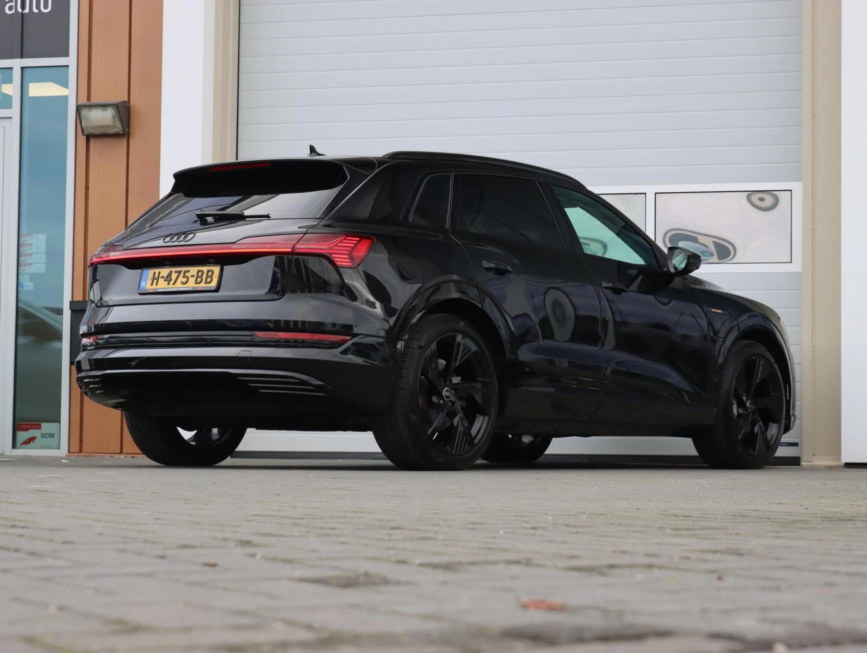Hoofdafbeelding Audi e-tron