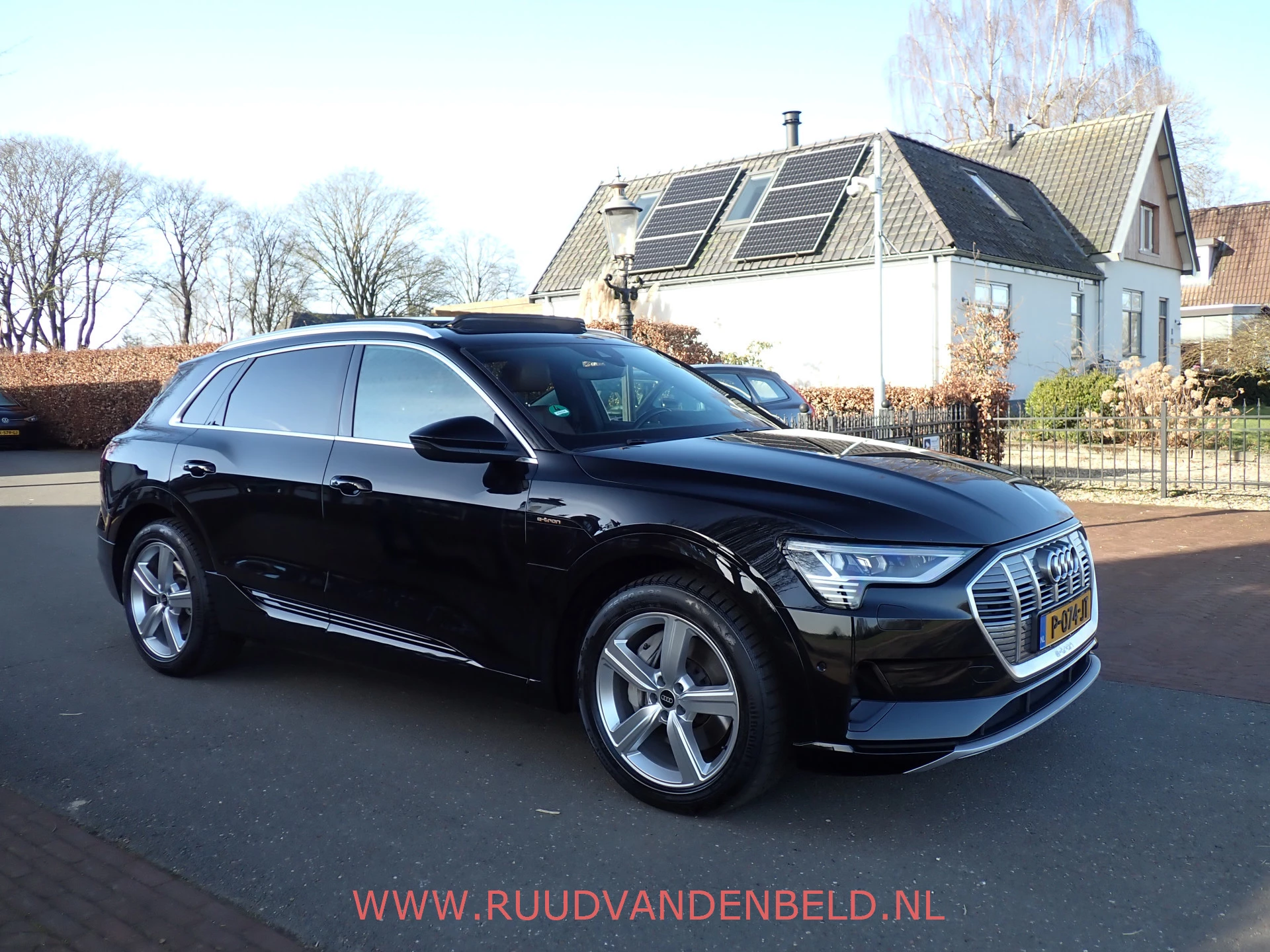 Hoofdafbeelding Audi e-tron