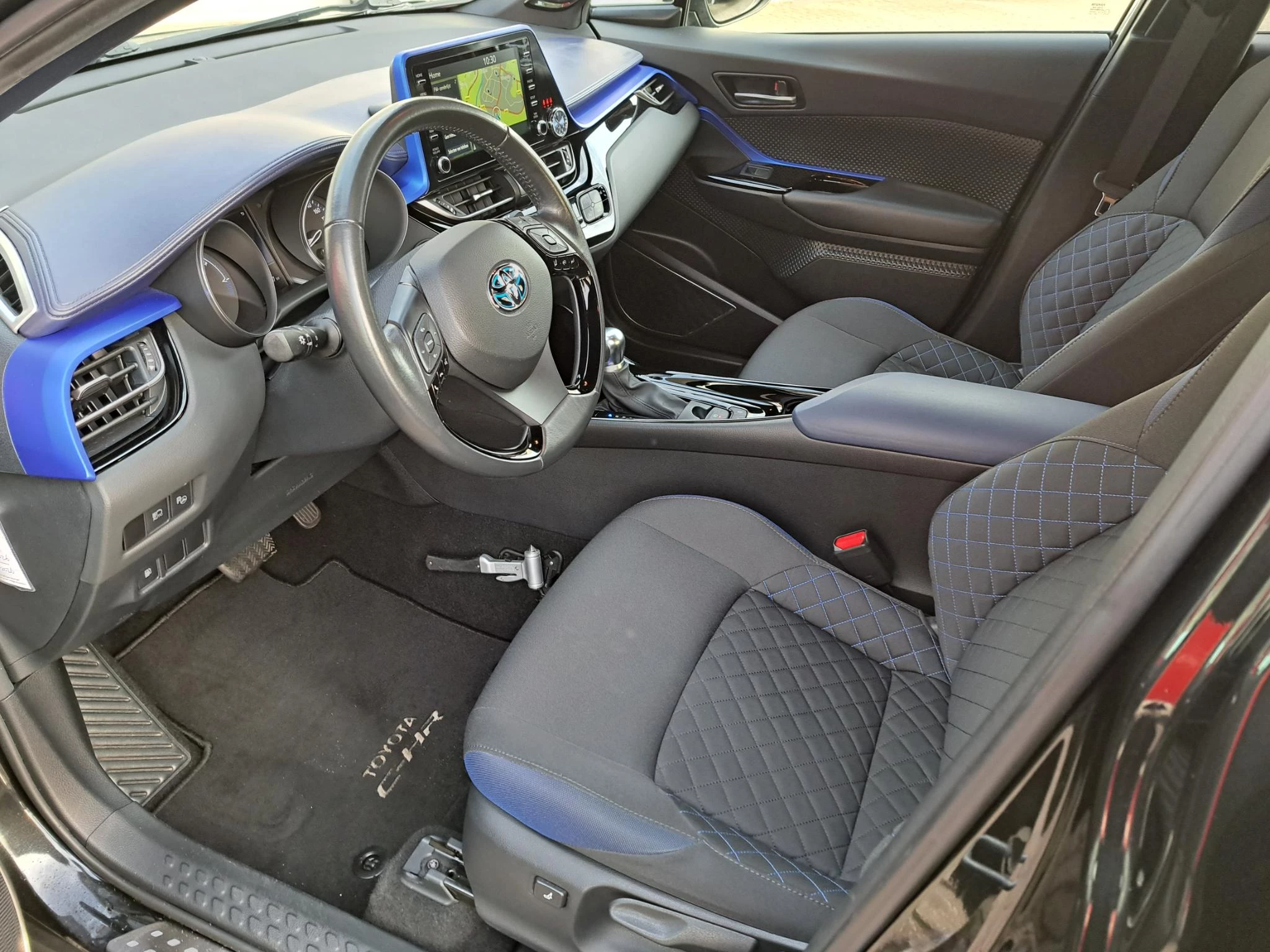 Hoofdafbeelding Toyota C-HR