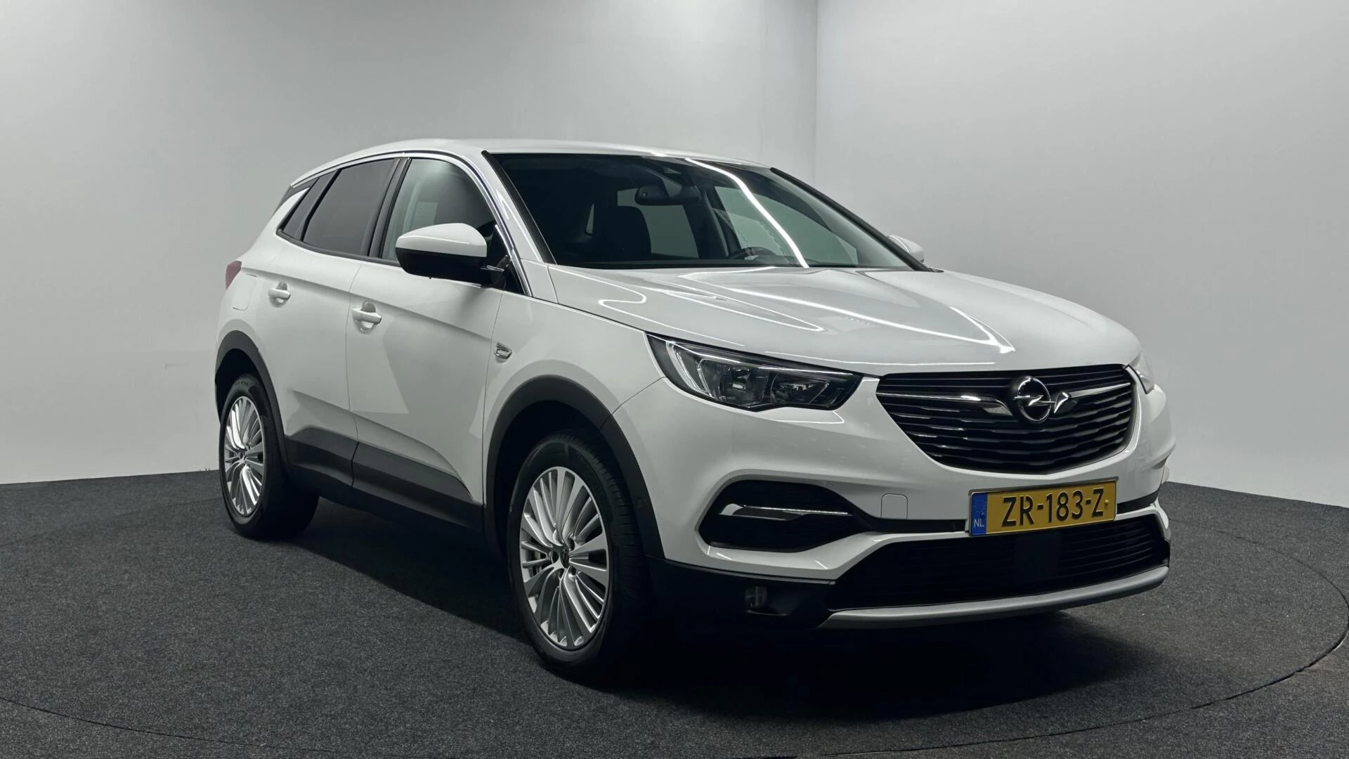 Hoofdafbeelding Opel Grandland X