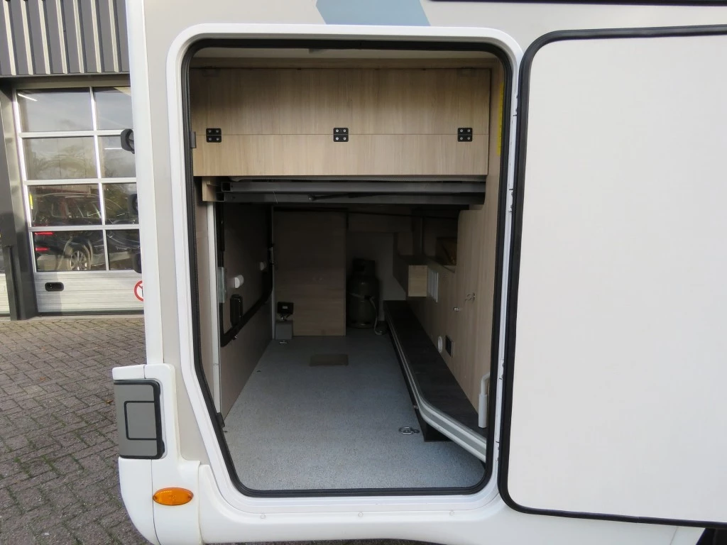 Hoofdafbeelding Chausson 648