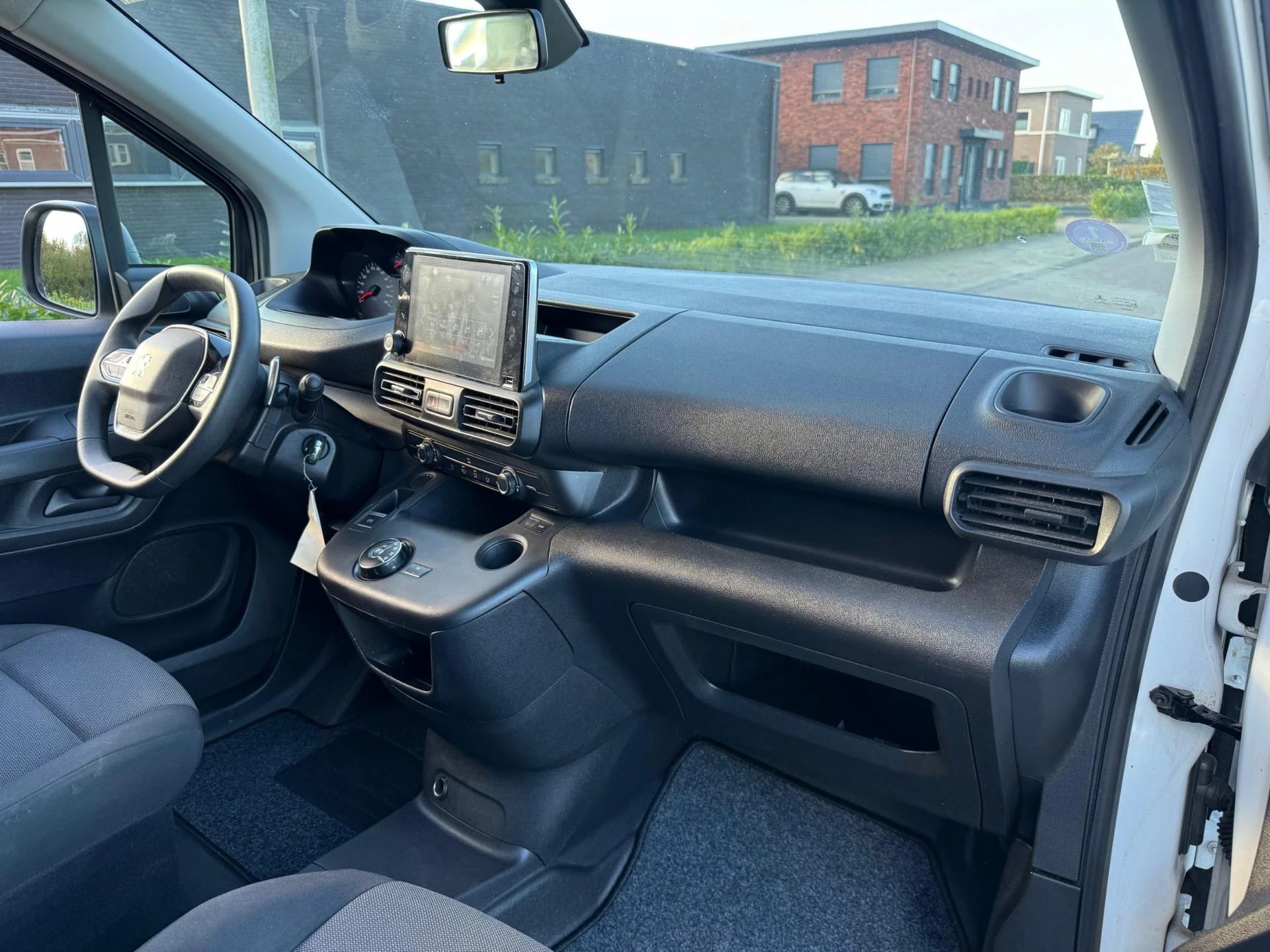 Hoofdafbeelding Peugeot Partner