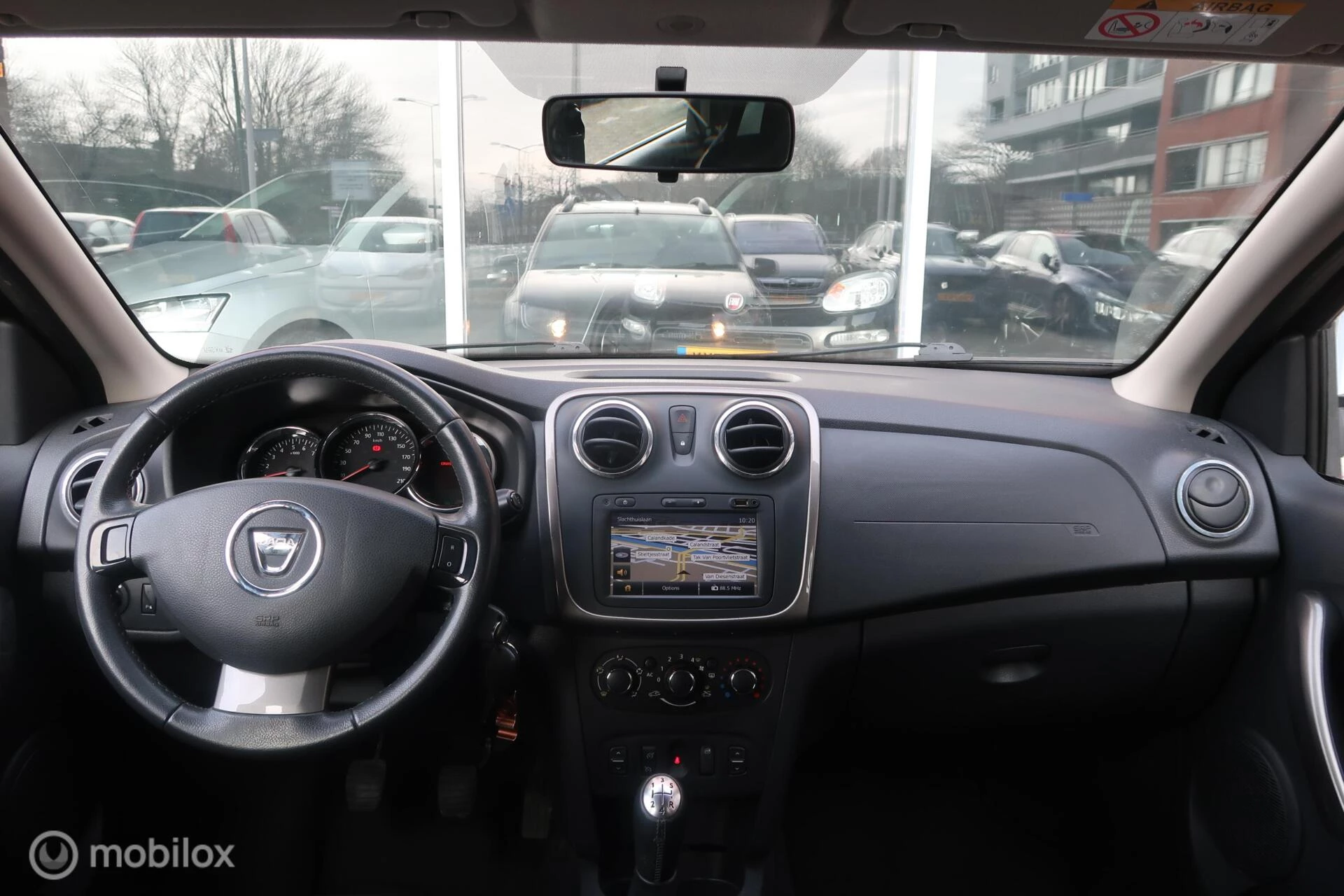 Hoofdafbeelding Dacia Logan