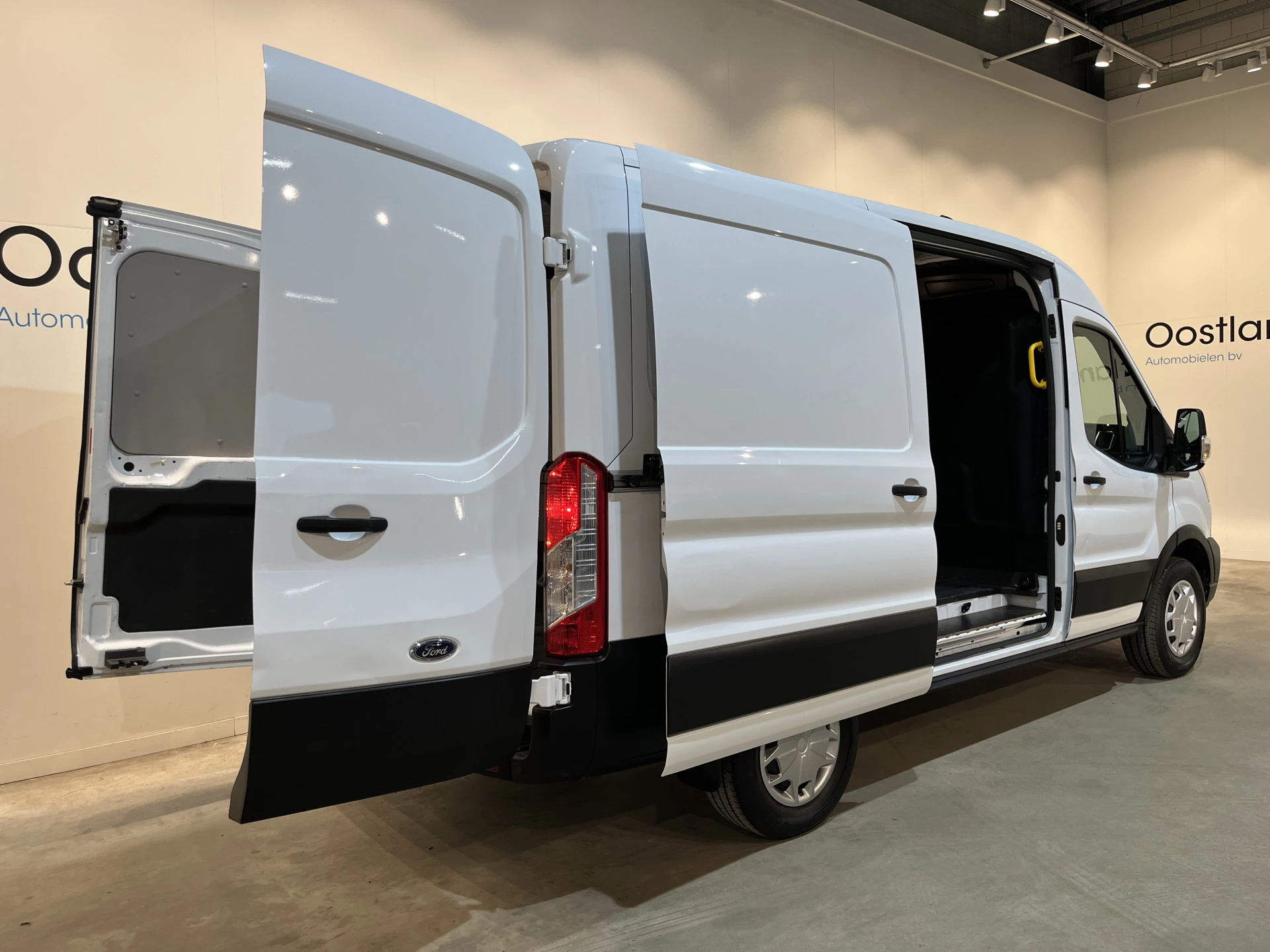 Hoofdafbeelding Ford E-Transit