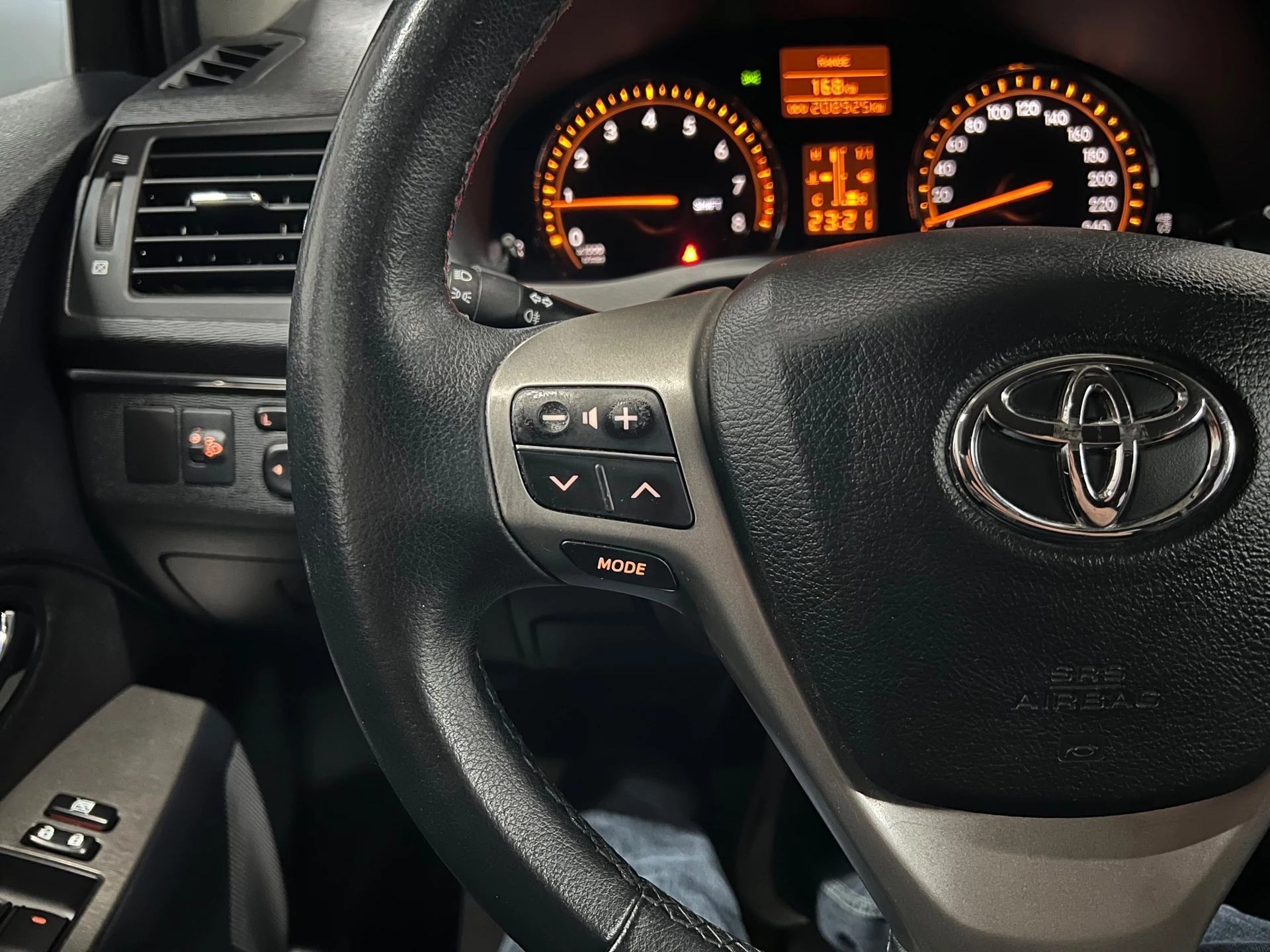 Hoofdafbeelding Toyota Avensis