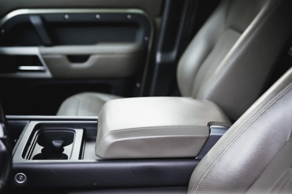 Hoofdafbeelding Land Rover Defender