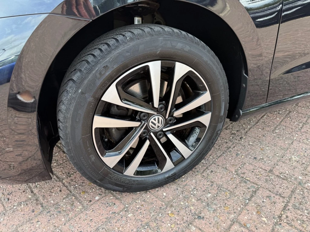 Hoofdafbeelding Volkswagen Golf Sportsvan