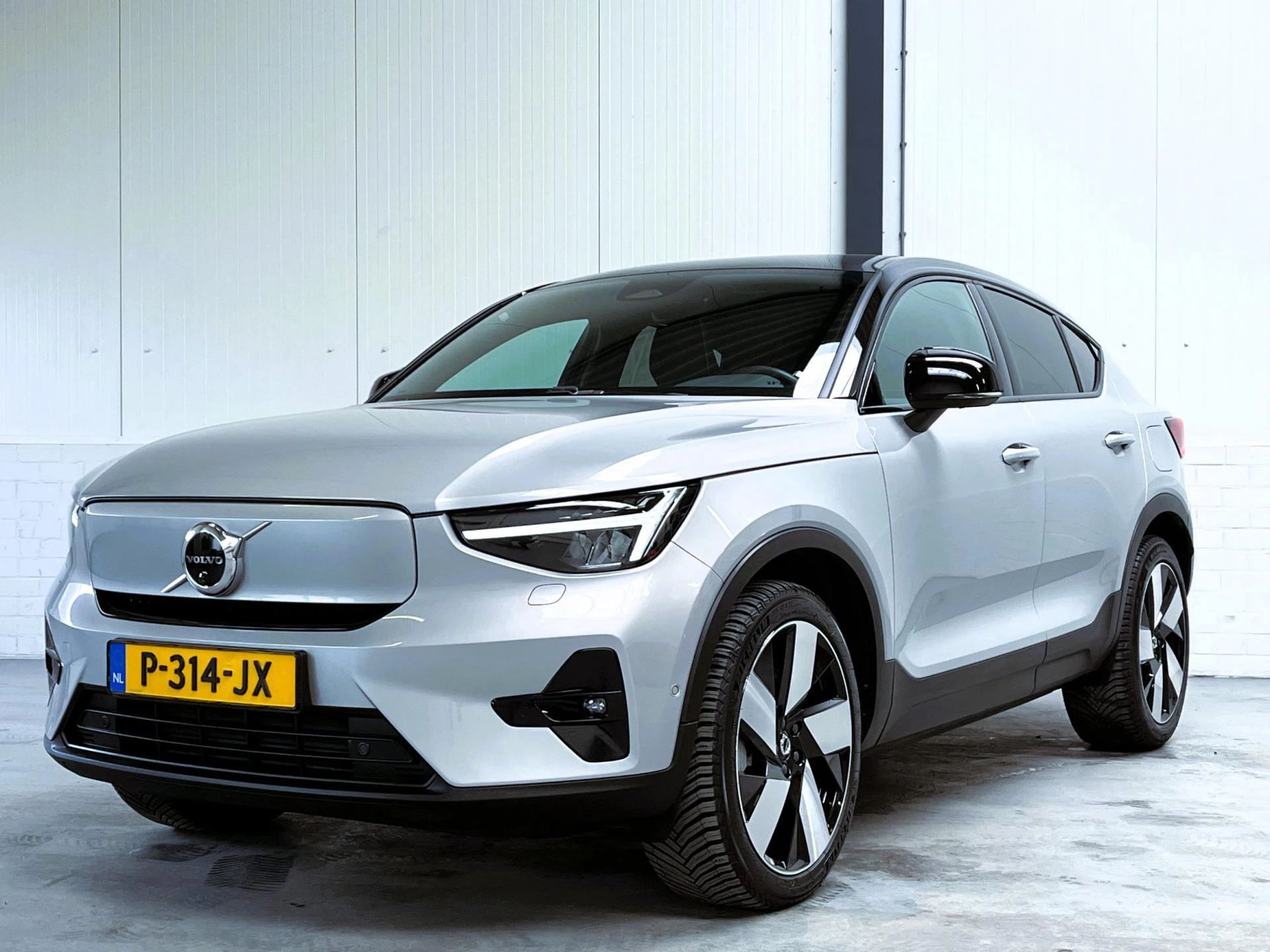 Hoofdafbeelding Volvo C40