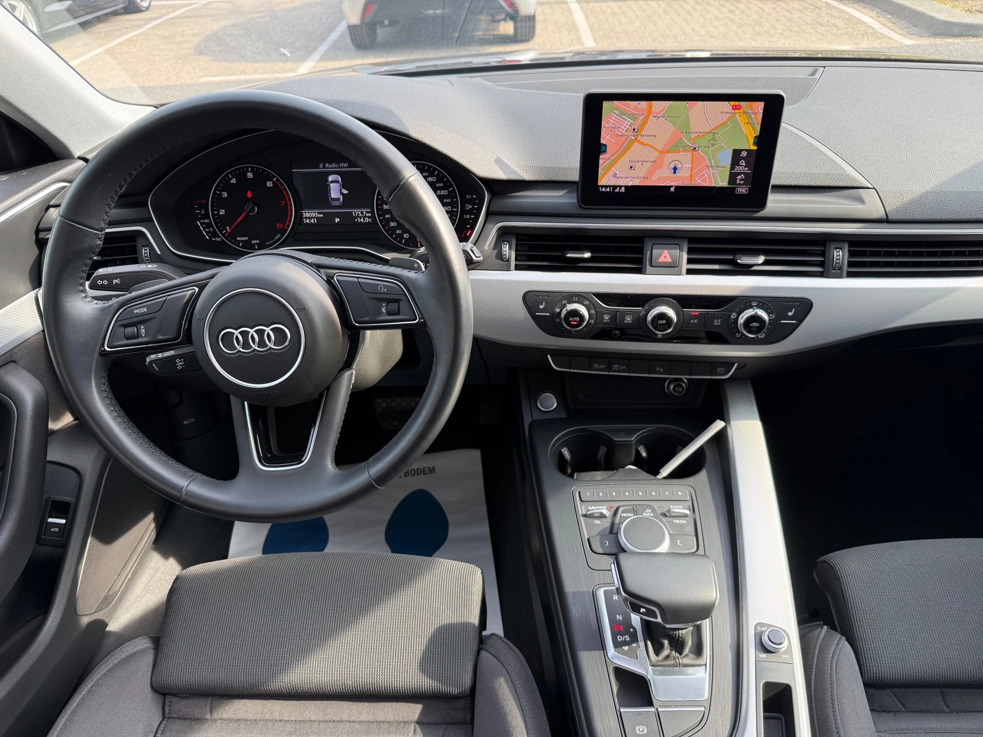 Hoofdafbeelding Audi A4