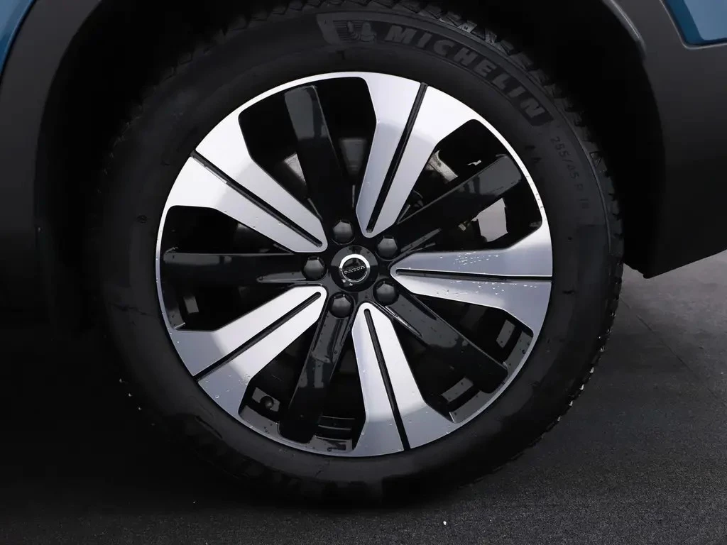 Hoofdafbeelding Volvo C40