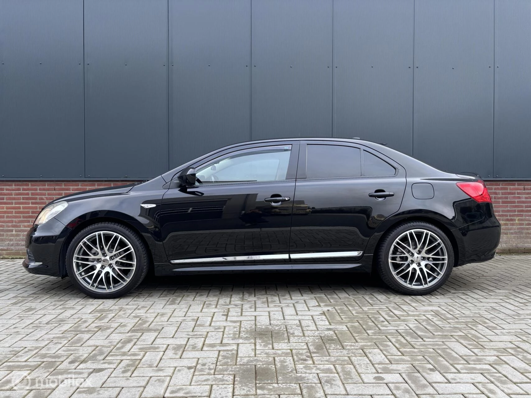 Hoofdafbeelding Suzuki Kizashi