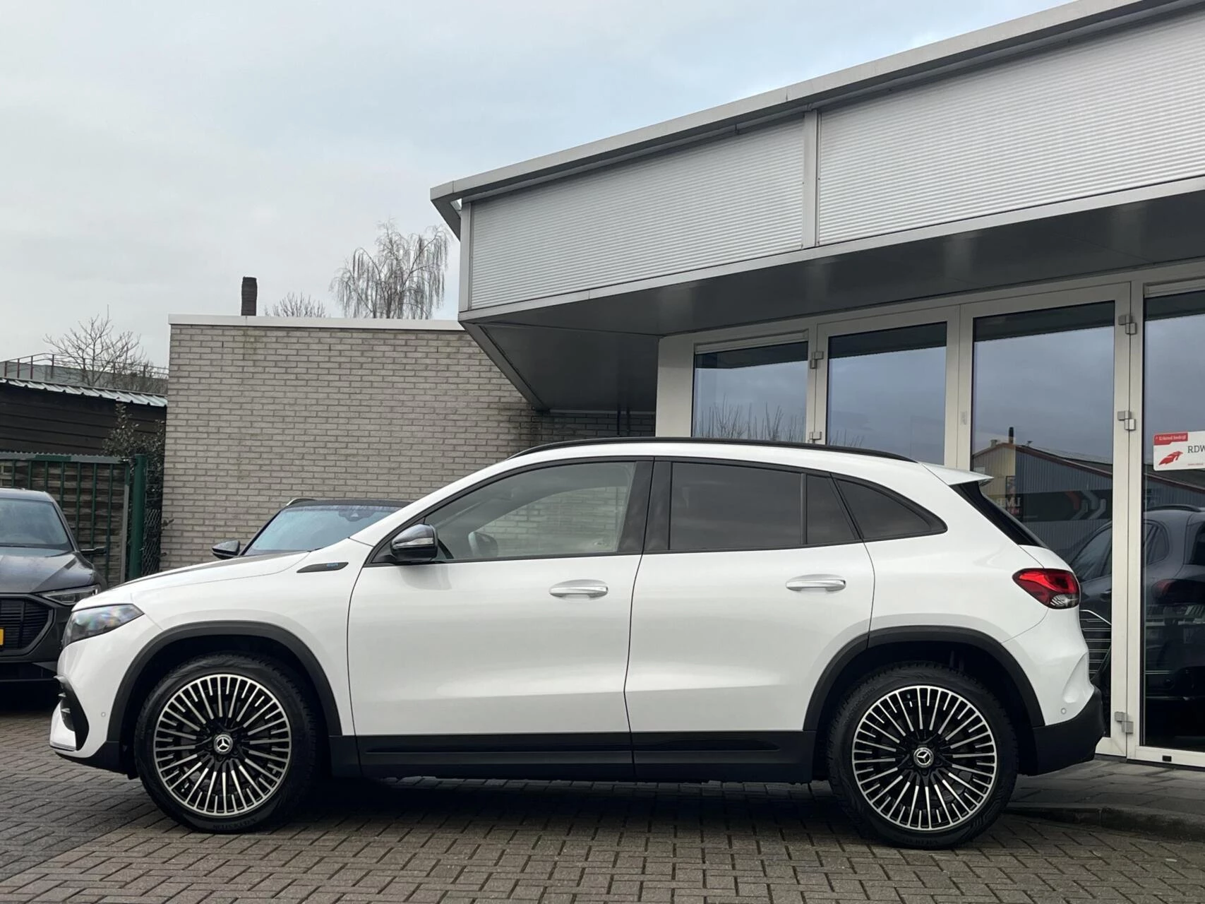 Hoofdafbeelding Mercedes-Benz EQA