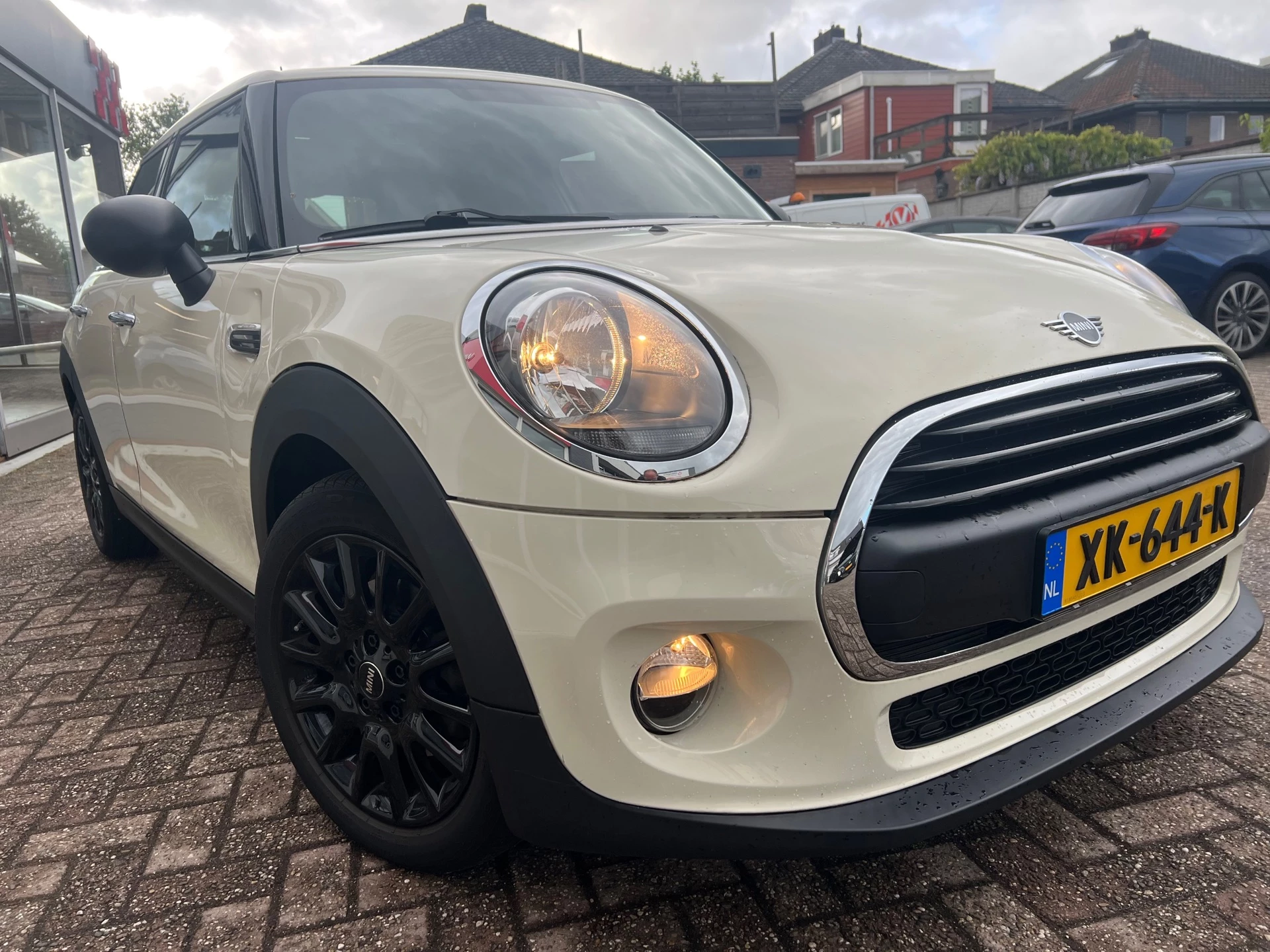 Hoofdafbeelding MINI One