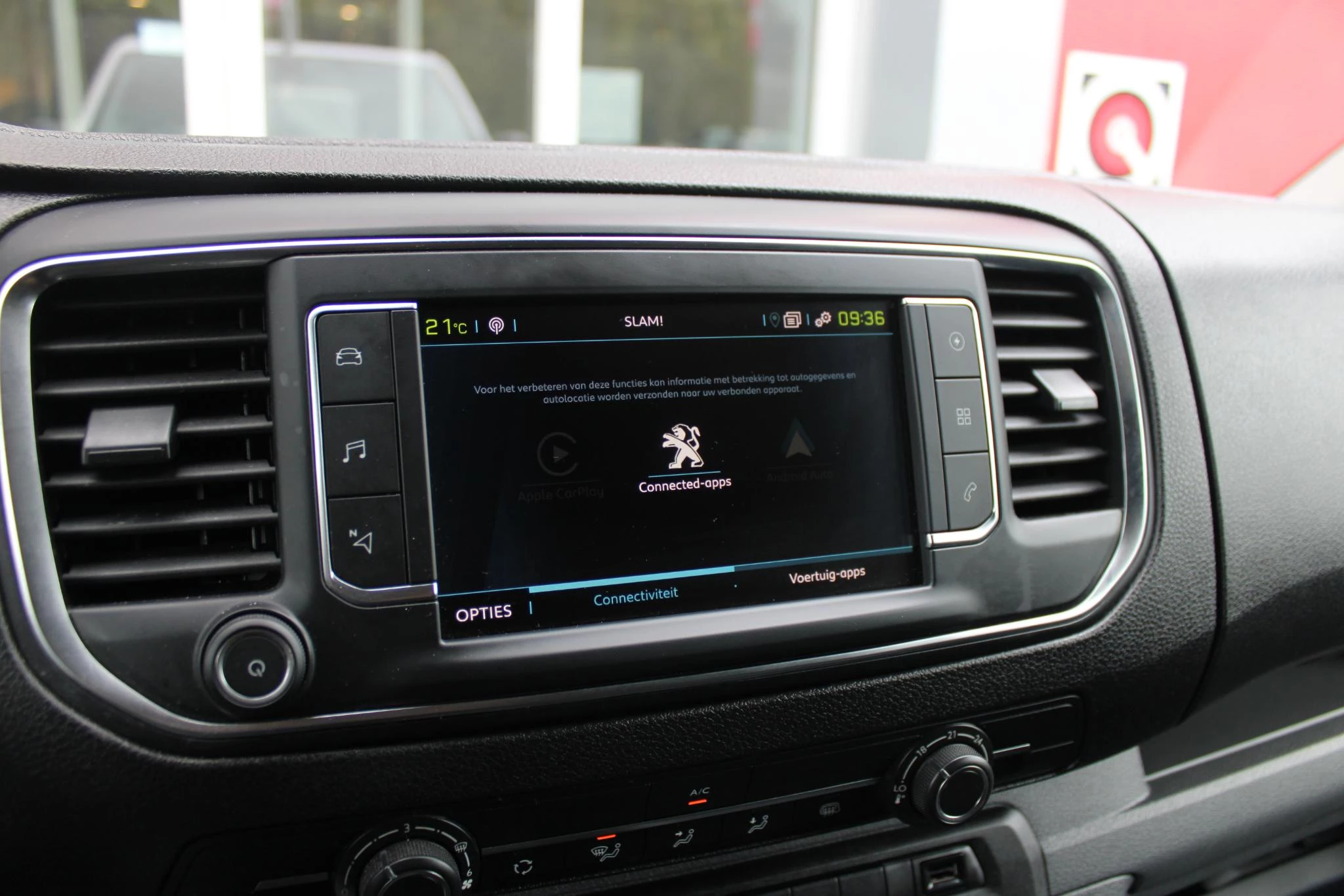 Hoofdafbeelding Peugeot e-Expert