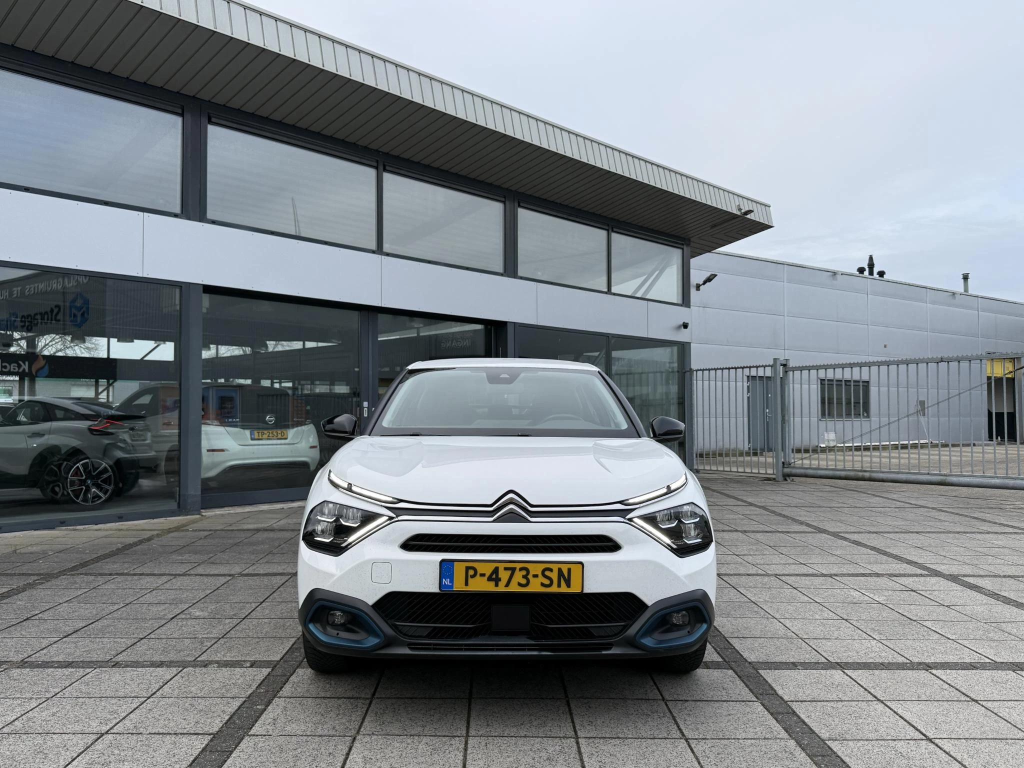 Hoofdafbeelding Citroën ë-C4