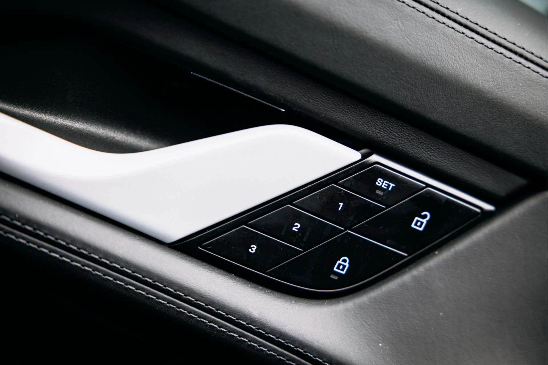 Hoofdafbeelding Porsche Taycan