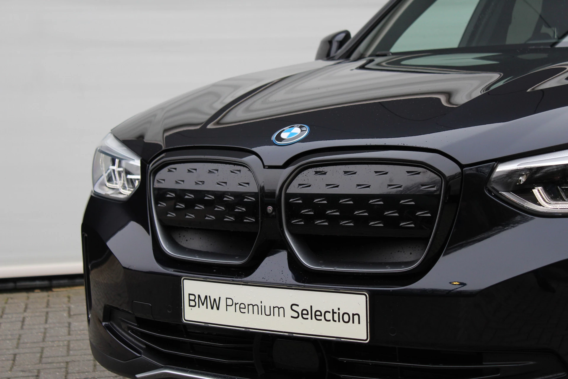 Hoofdafbeelding BMW iX3