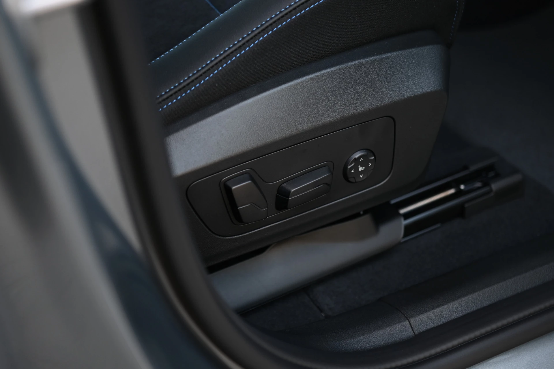 Hoofdafbeelding BMW iX2