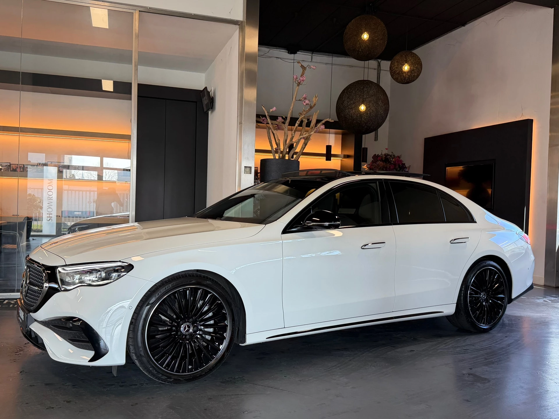 Hoofdafbeelding Mercedes-Benz E-Klasse