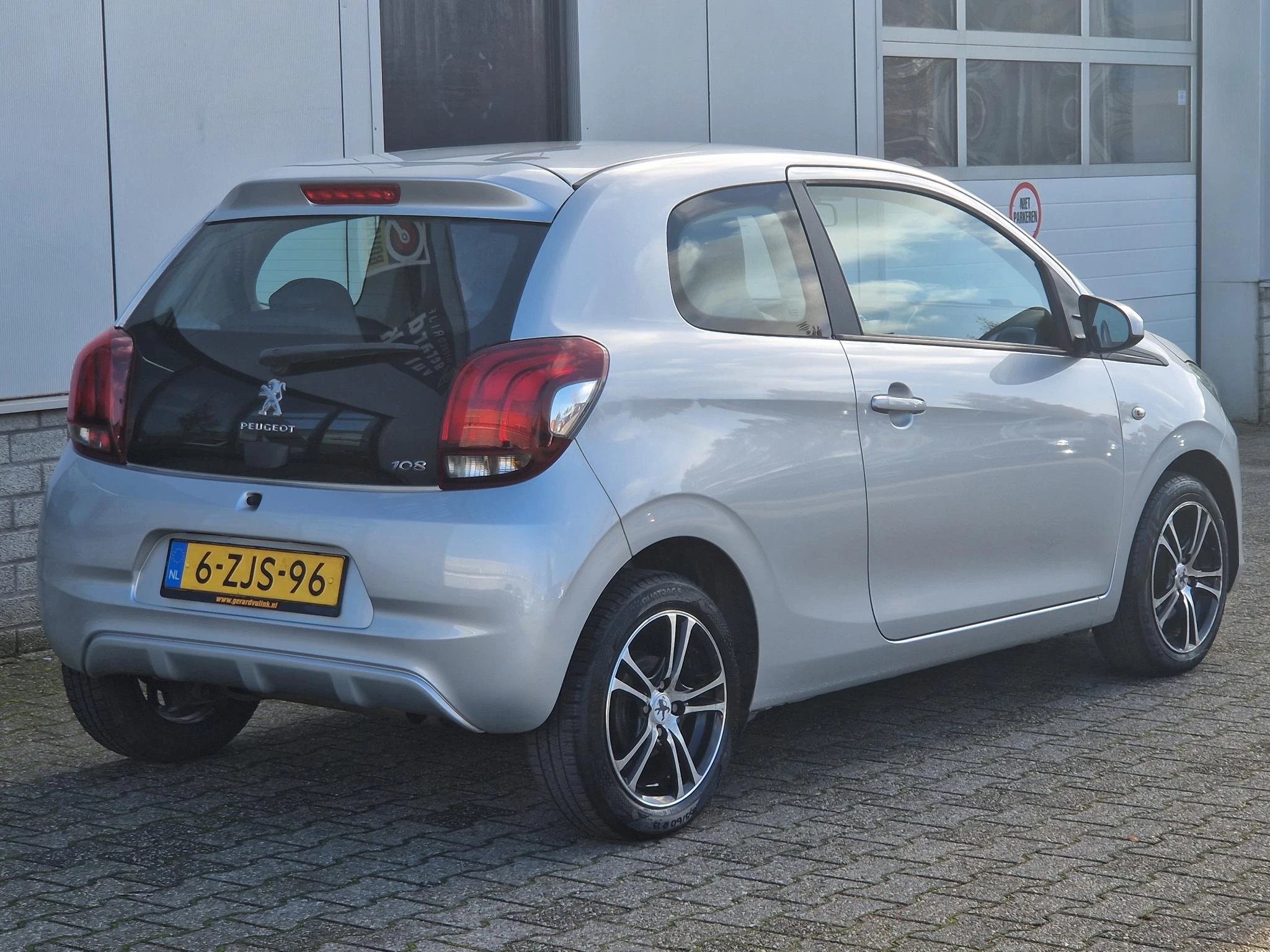 Hoofdafbeelding Peugeot 108