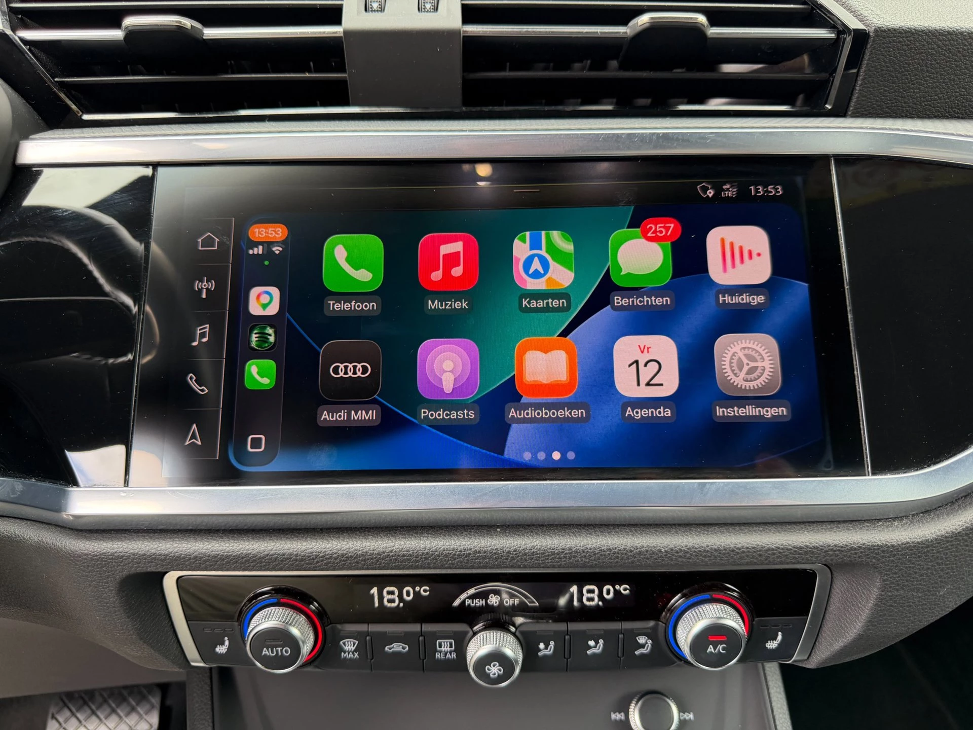 Hoofdafbeelding Audi Q3