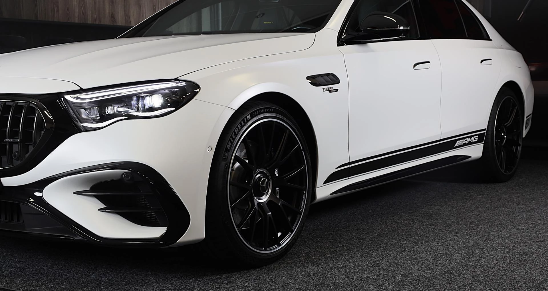 Hoofdafbeelding Mercedes-Benz E-Klasse