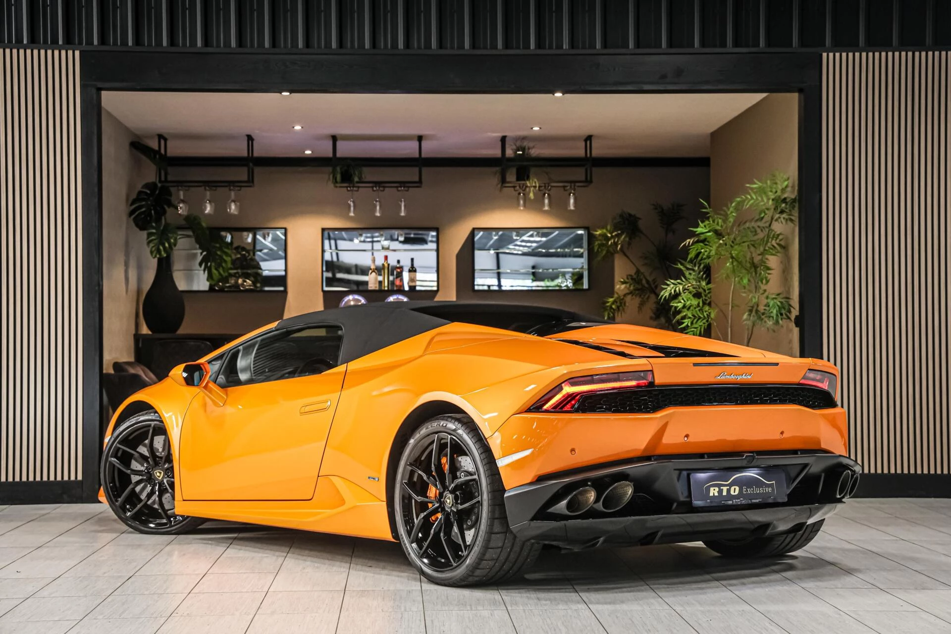 Hoofdafbeelding Lamborghini Huracán