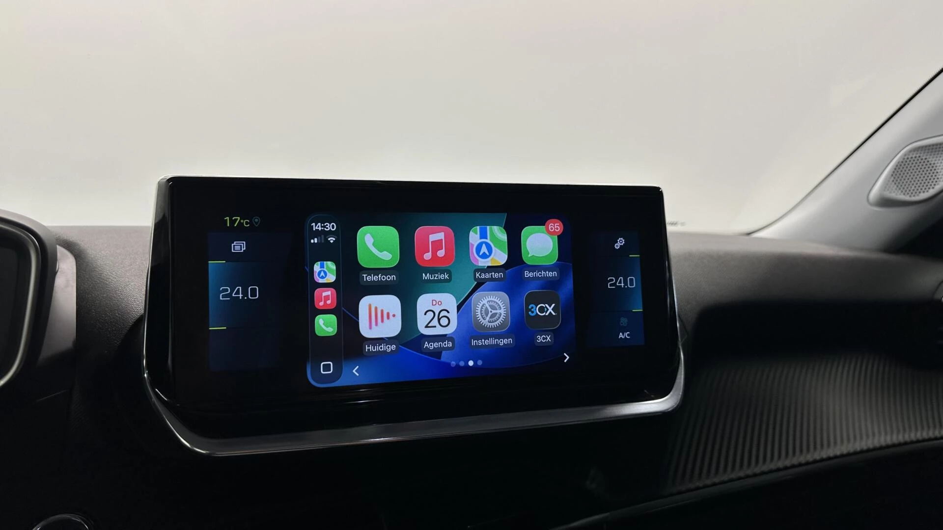 Hoofdafbeelding Peugeot e-2008