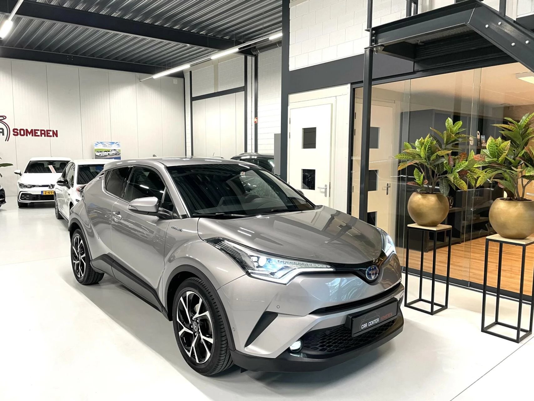 Hoofdafbeelding Toyota C-HR