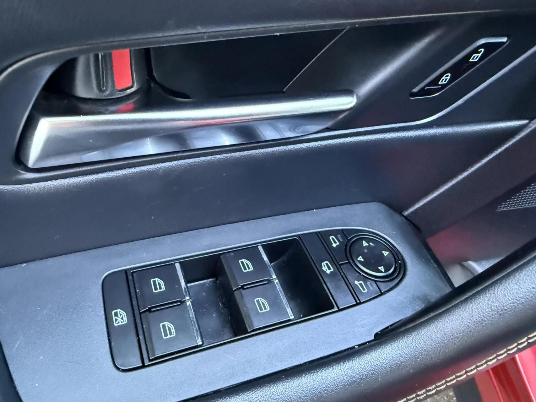 Hoofdafbeelding Mazda CX-60