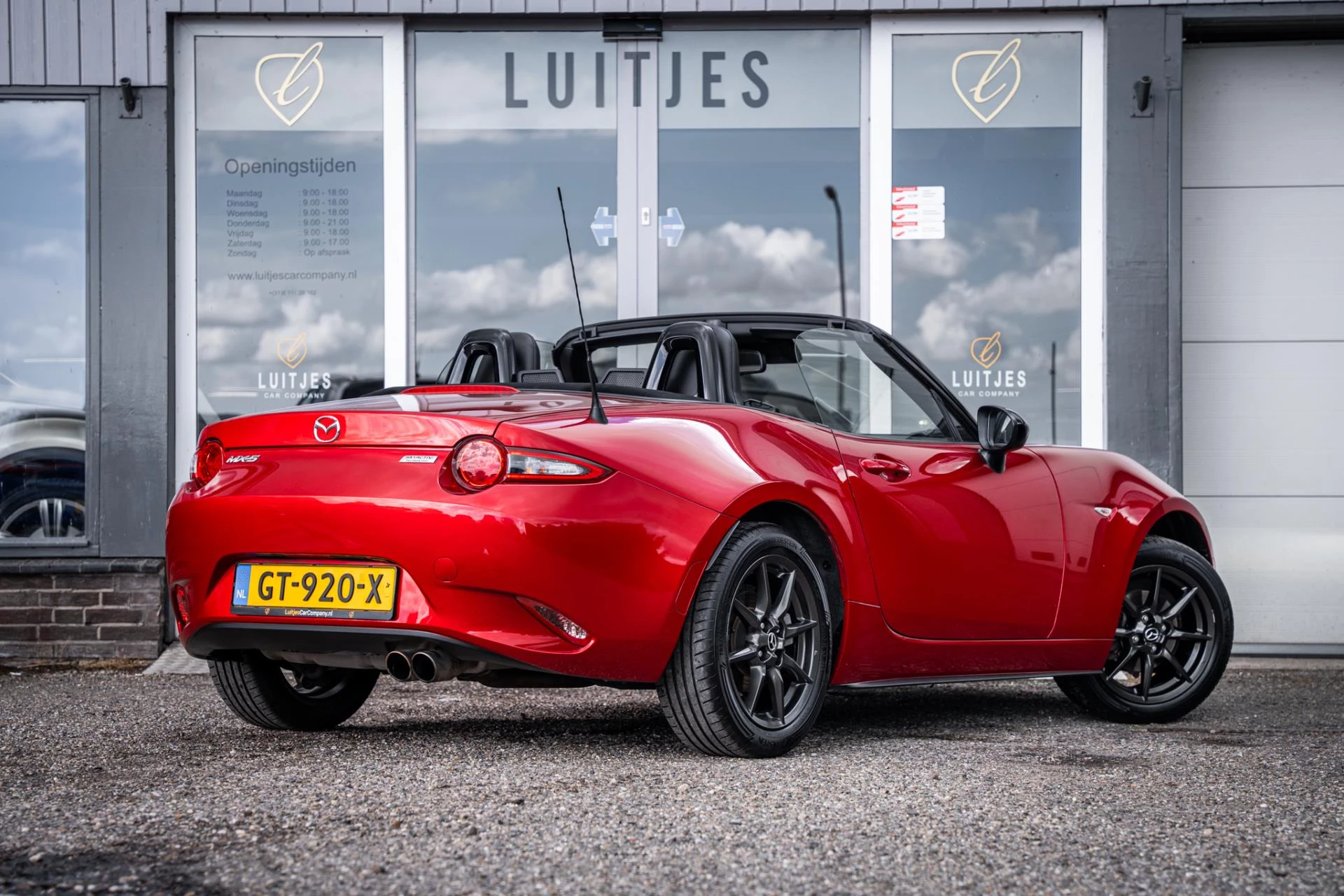 Hoofdafbeelding Mazda MX-5