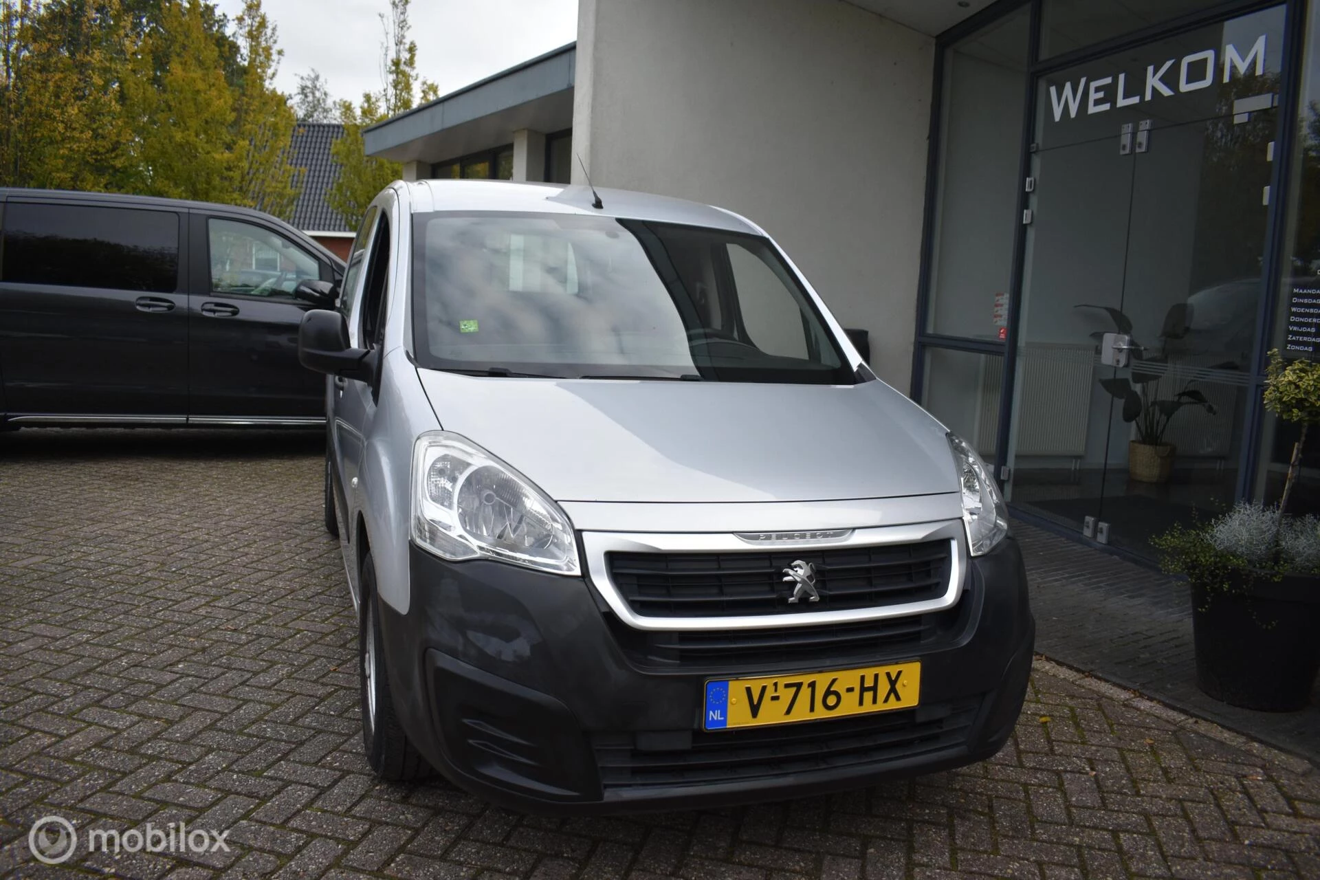 Hoofdafbeelding Peugeot Partner