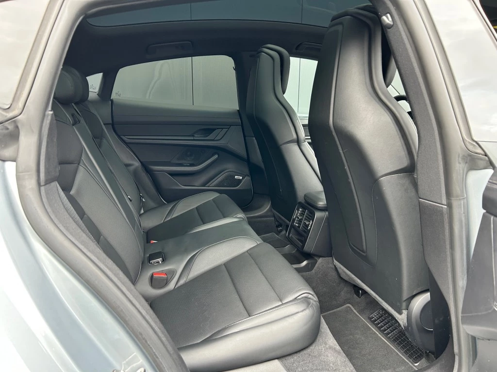 Hoofdafbeelding Porsche Taycan