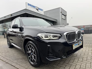 BMW X3 xDrive30e M Sport 30 Pano-Dak | Trekhaak | Adapt. Cruise | Keyless | Memory