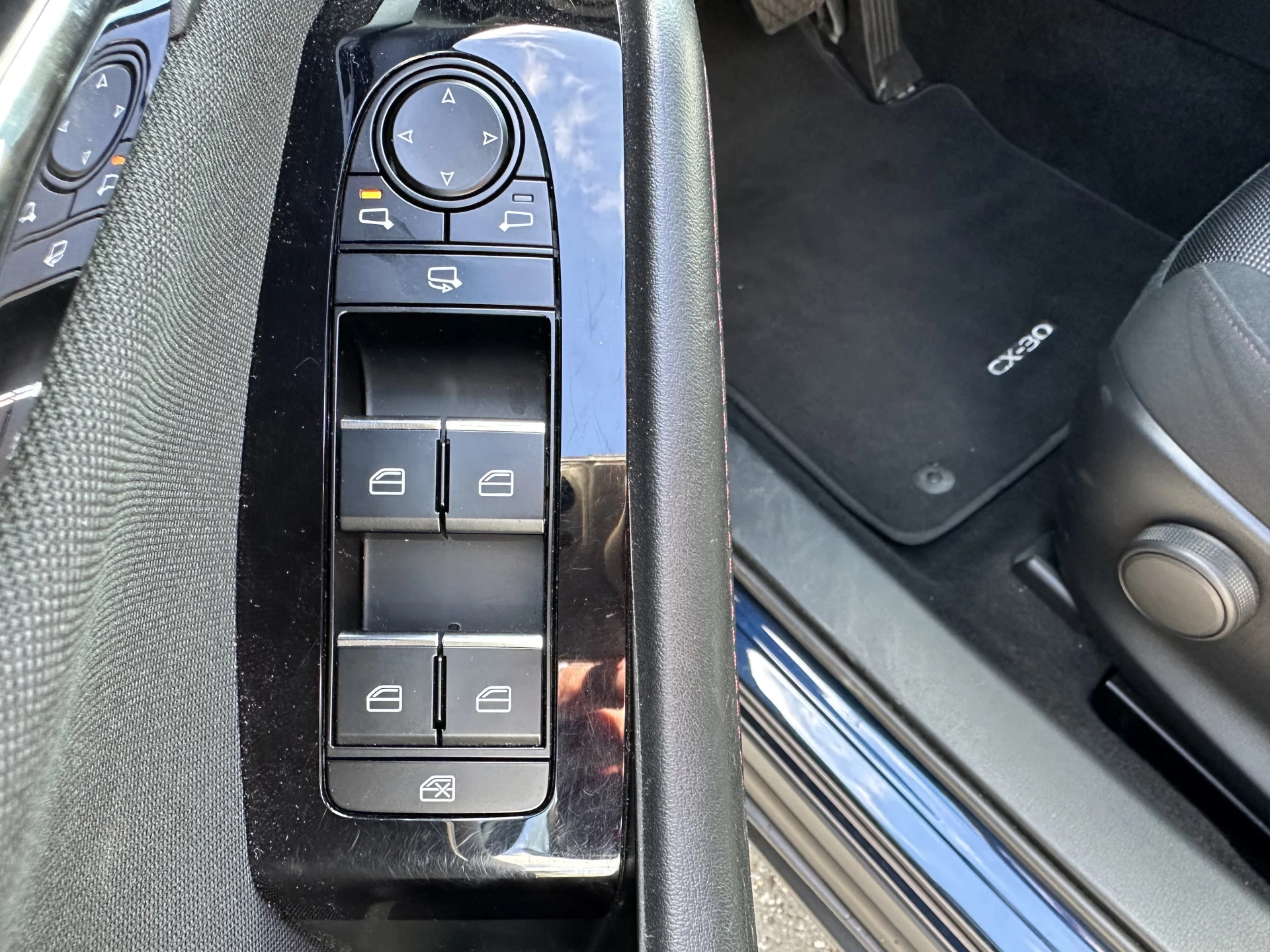 Hoofdafbeelding Mazda CX-30