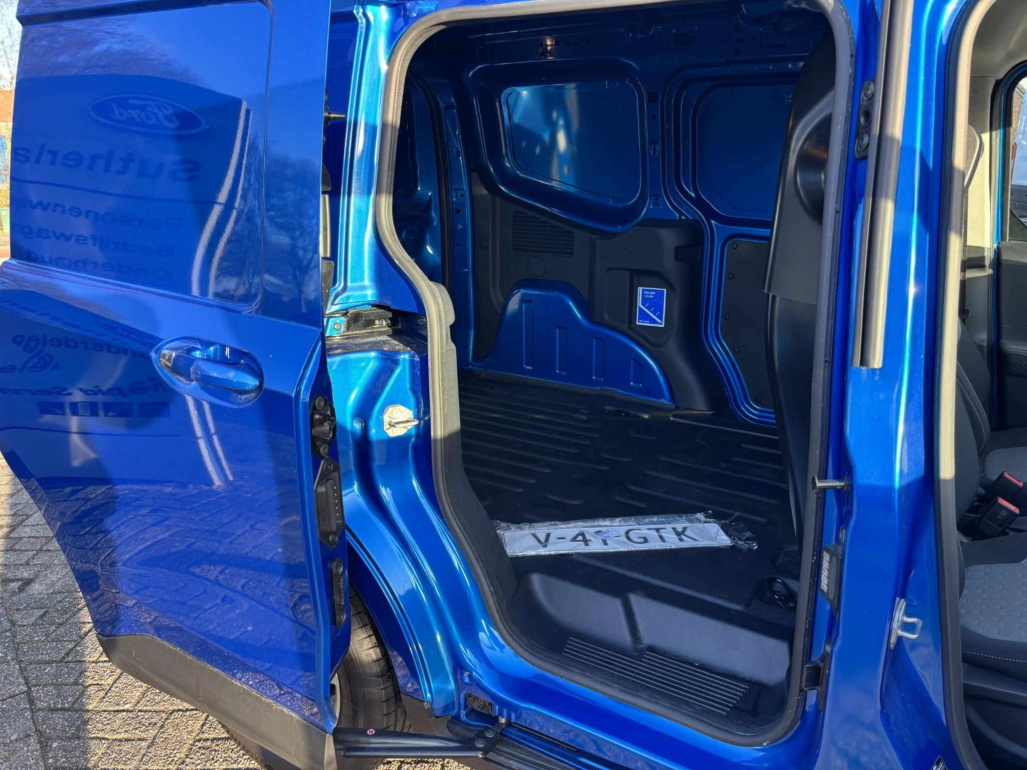 Hoofdafbeelding Ford Transit Courier