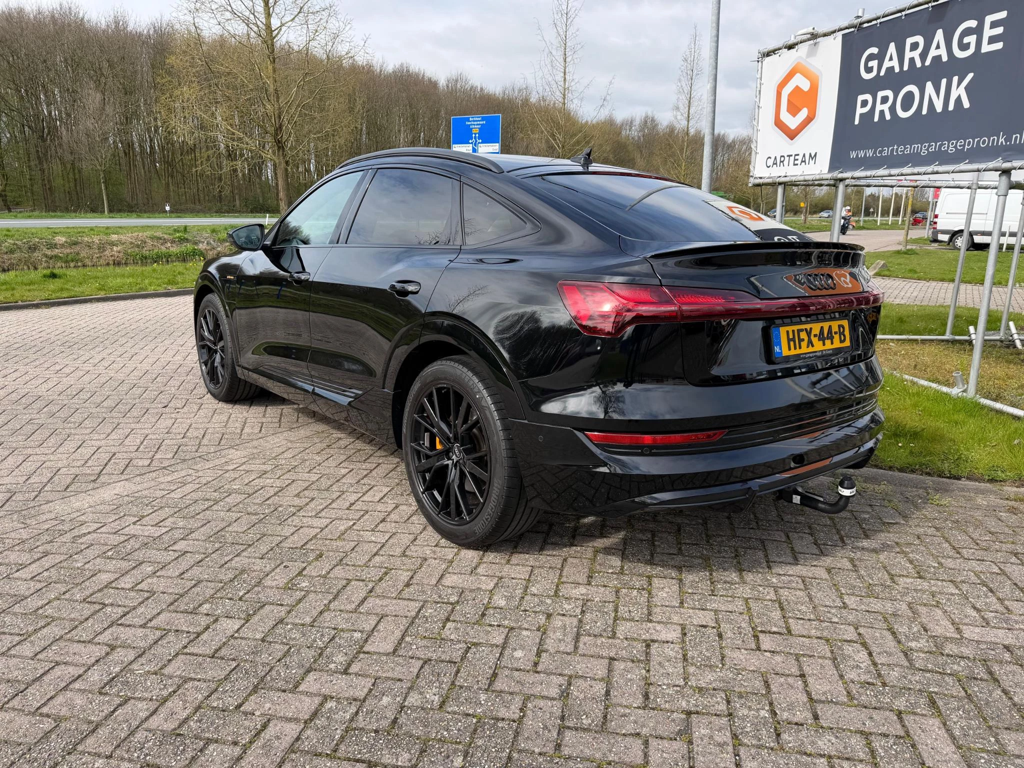 Hoofdafbeelding Audi e-tron