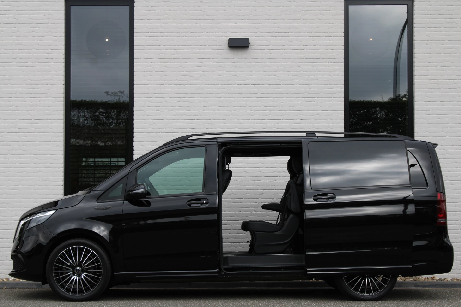 Hoofdafbeelding Mercedes-Benz EQV