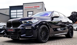 BMW X6 M50i High Executive | Carbon inleg | Krystallen Pook | Harman/Kardon | X6M look | 360 | Uitlaatklep | BMW Drive Assisted |