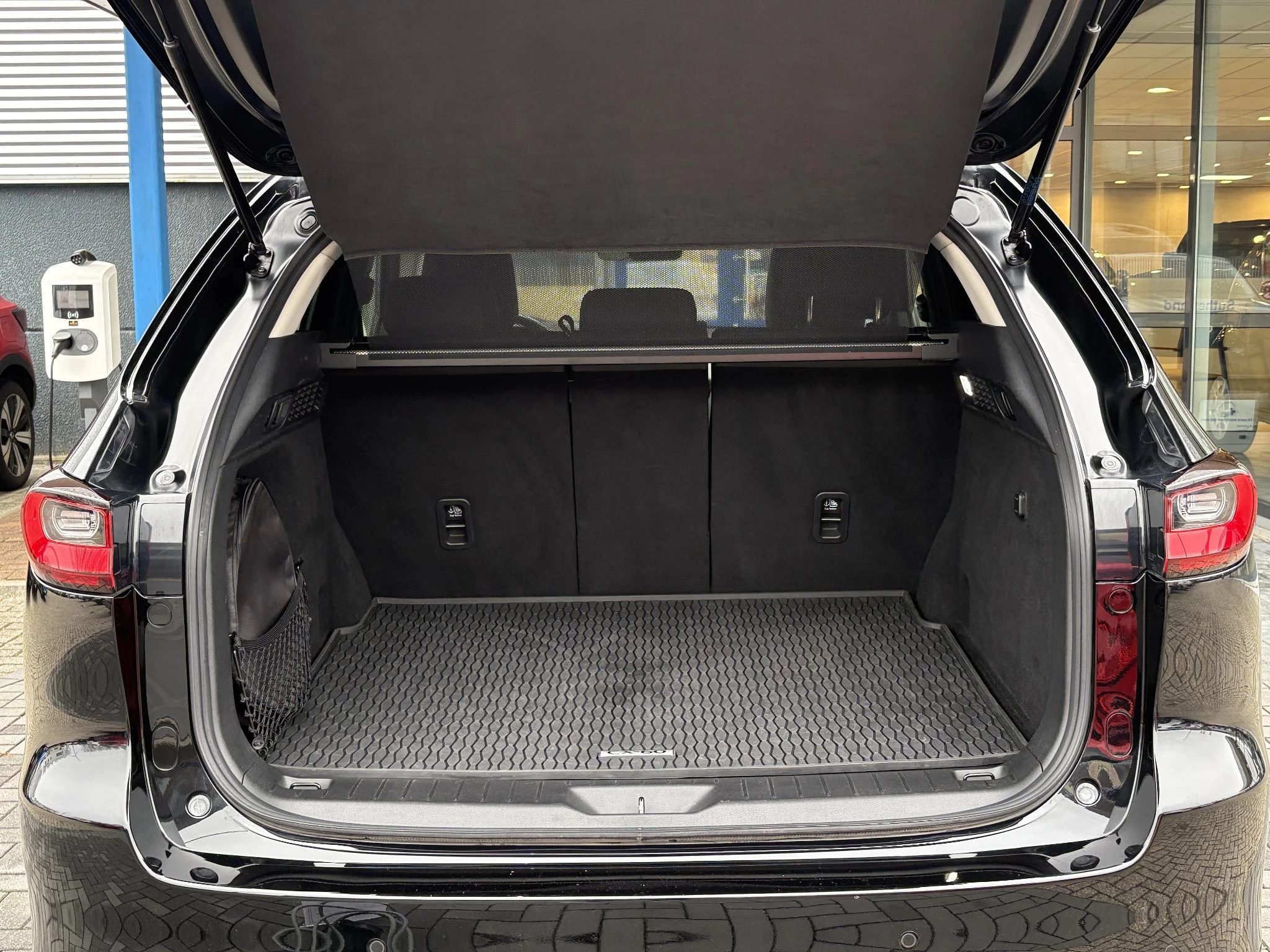 Hoofdafbeelding Mazda CX-60