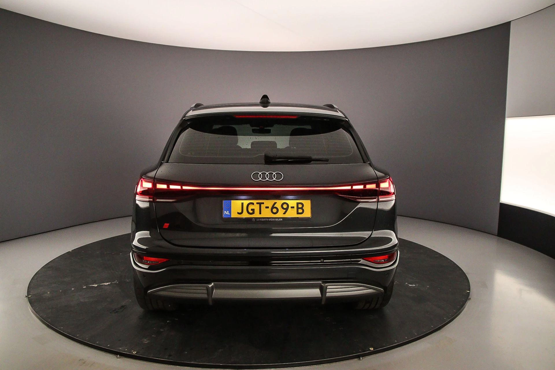 Hoofdafbeelding Audi Q6 e-tron