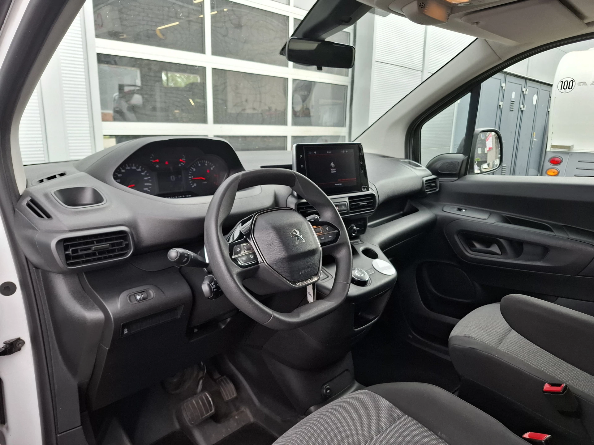 Hoofdafbeelding Peugeot Partner