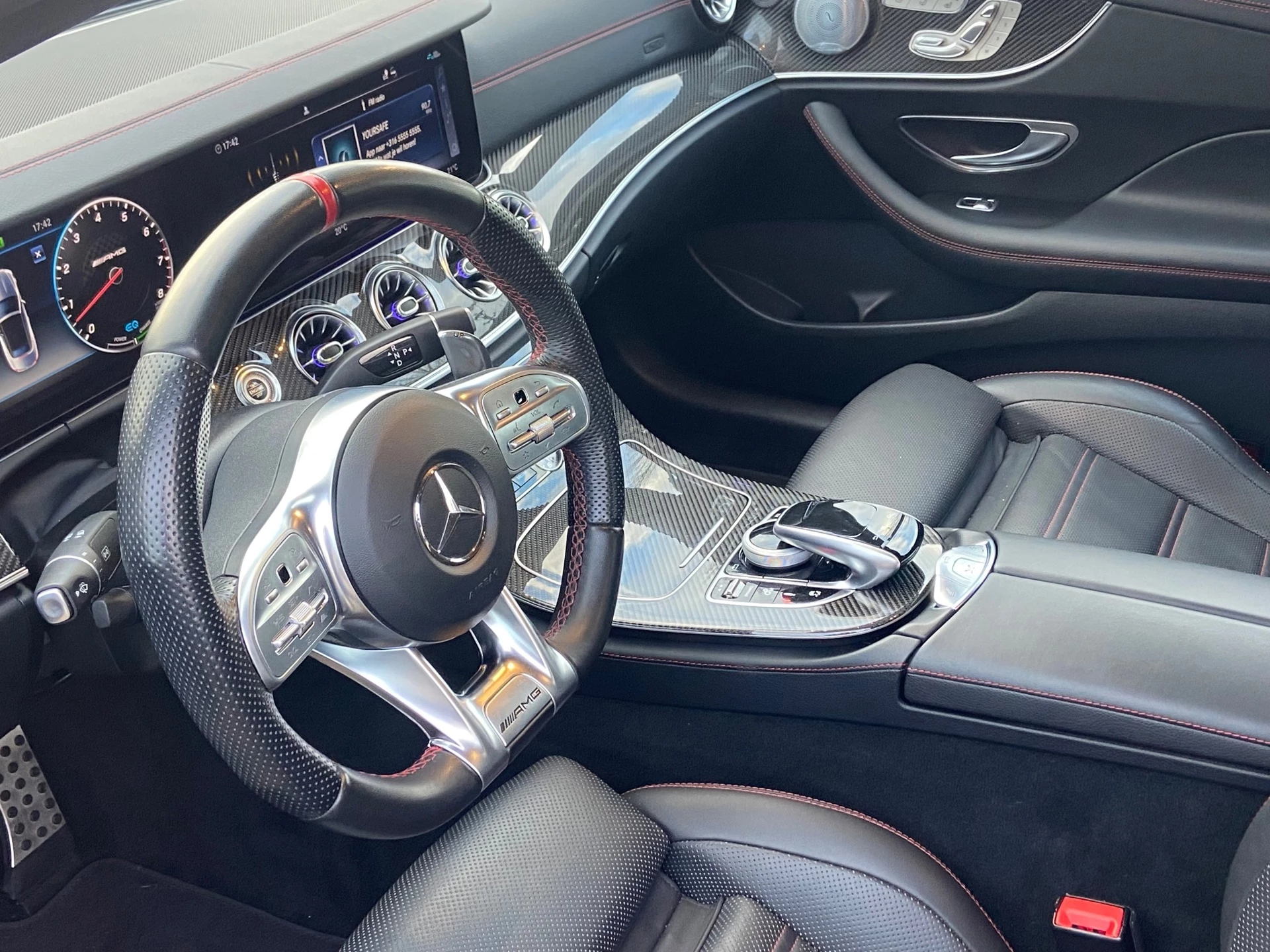 Hoofdafbeelding Mercedes-Benz E-Klasse